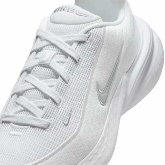 Nike Uplift Sc Runners Womens Три бяло Дамски маратонки