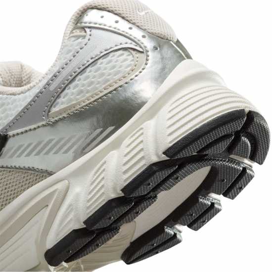 Nike V5 Rnr Off White Дамски маратонки