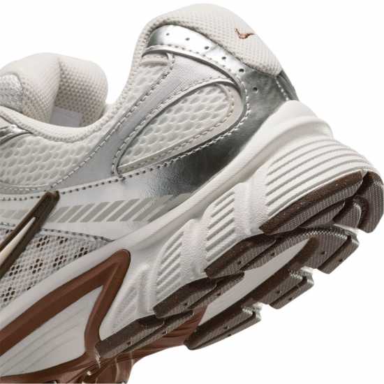 Nike V5 Rnr Off White/Brown 