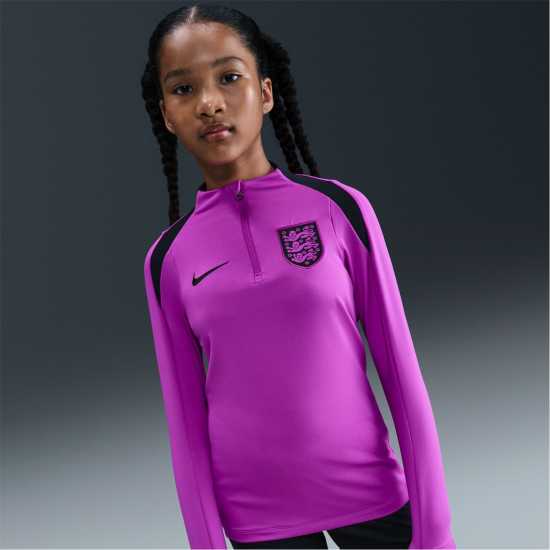 Детски горнища с цип Nike England Strike Drill Top 2025 Juniors Nike England Strike Drill Top 2025 Juniors Детски горнища с цип