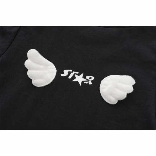 Star Girls’ Tee Star Girls’ Tee