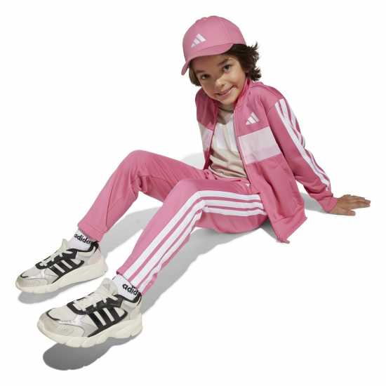 Adidas Екип Невръстни Деца Seasonal Essentials Tiberio 3-Stripes Tracksuit Infants Розово/Бяло Adidas Екип Невръстни Деца Seasonal Essentials Tiberio 3-Stripes Tracksuit Infants Розово/Бяло