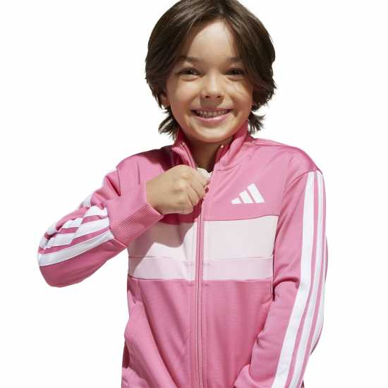 Adidas Екип Невръстни Деца Seasonal Essentials Tiberio 3-Stripes Tracksuit Infants Розово/Бяло Adidas Екип Невръстни Деца Seasonal Essentials Tiberio 3-Stripes Tracksuit Infants Розово/Бяло
