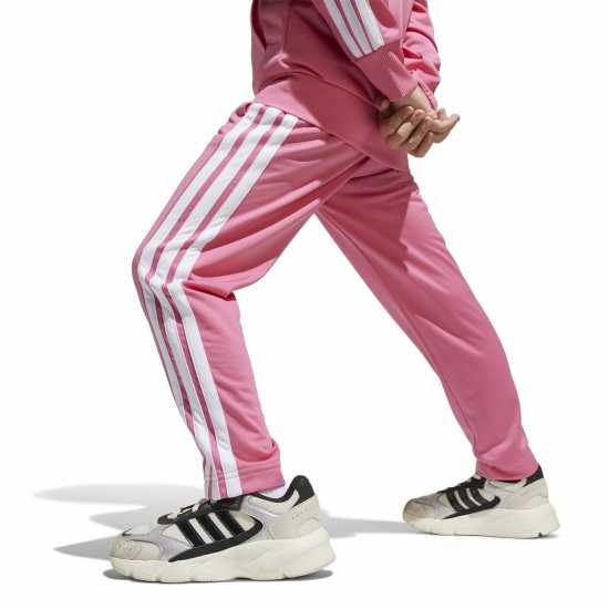 Adidas Екип Невръстни Деца Seasonal Essentials Tiberio 3-Stripes Tracksuit Infants Розово/Бяло Adidas Екип Невръстни Деца Seasonal Essentials Tiberio 3-Stripes Tracksuit Infants Розово/Бяло