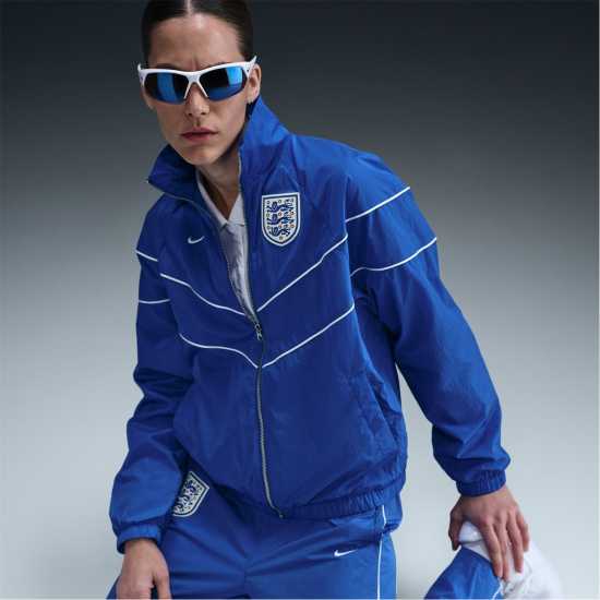 Футболни екипи за бягане Nike Тъкано Горнище England Woven Jacket 2025 Womens Nike Тъкано Горнище England Woven Jacket 2025 Womens Футболни екипи за бягане