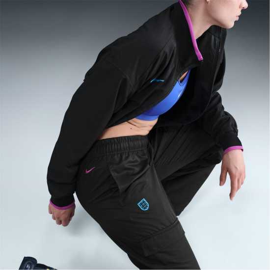 Дамско водонепромокаемо облекло Nike England Cargo Trousers 2025 Womens Nike England Cargo Trousers 2025 Womens Дамско водонепромокаемо облекло