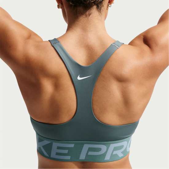 Nike Women's Non Wired Medium Impact Sports Bra Nike Women's Non Wired Medium Impact Sports Bra