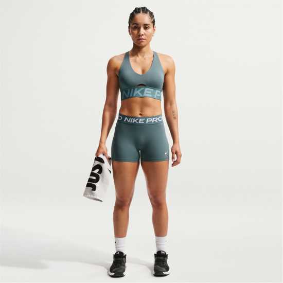 Nike Women's Non Wired Medium Impact Sports Bra Nike Women's Non Wired Medium Impact Sports Bra