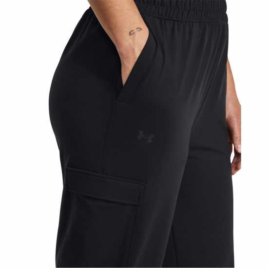 Дамски долнища на анцуг Under Armour Cargo Jogger Ld99 Under Armour Cargo Jogger Ld99 Дамски долнища на анцуг