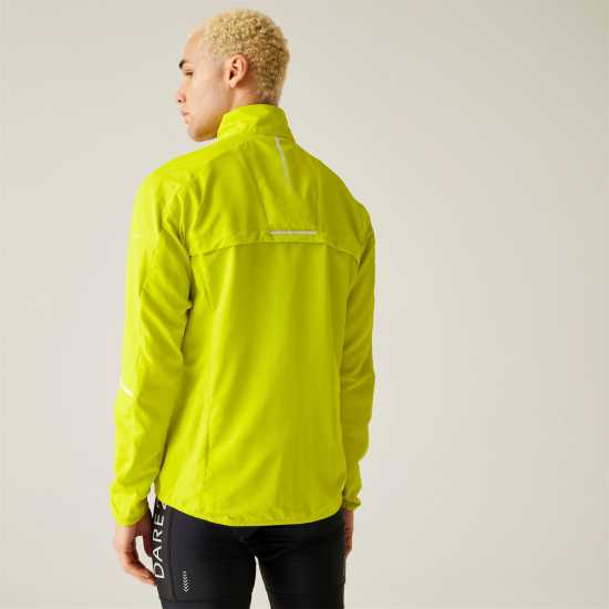 Dare2B Шел Яке Dare 2B Unisex Illume Lightweight Wind Shell Jacket Неон пролет Dare2B Шел Яке Dare 2B Unisex Illume Lightweight Wind Shell Jacket Неон пролет