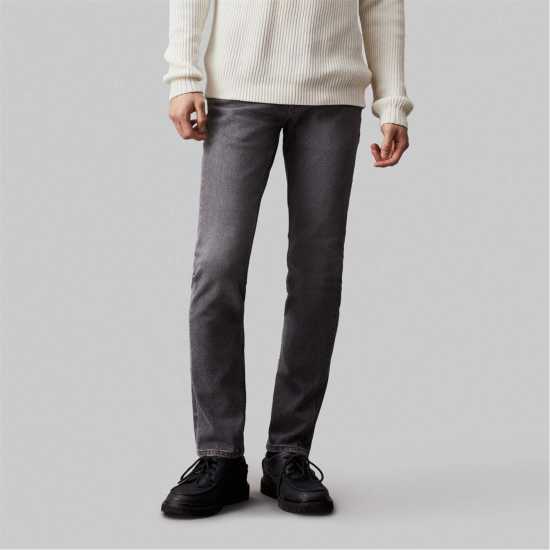 Calvin Klein Slim-Fit Jeans  