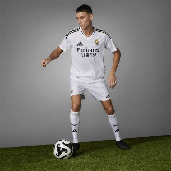 Футболни отбори и стоки Adidas Домакинска Футболна Фланелка Real Madrid Authentic Home Shirt 2024 2025 Adults Adidas Домакинска Футболна Фланелка Real Madrid Authentic Home Shirt 2024 2025 Adults Футболни отбори и стоки