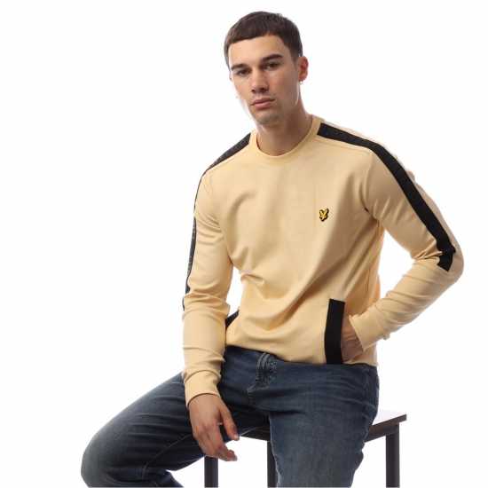 Lyle And Scott Pocket Branded Crew Sweatshirt  