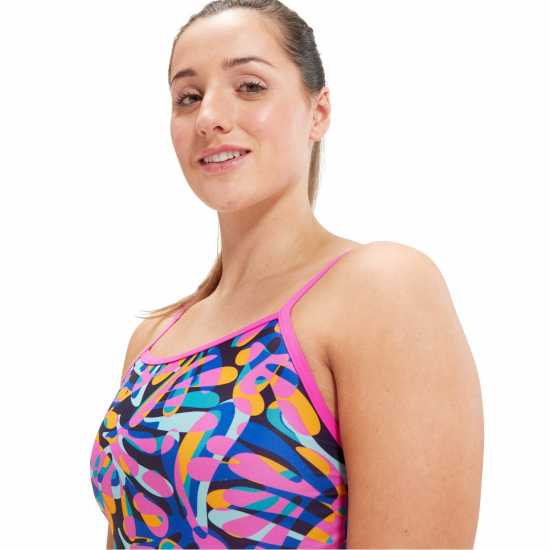 Дамски бански Speedo Club Training Placement Digital V-Back Swimsuit Speedo Club Training Placement Digital V-Back Swimsuit Дамски бански