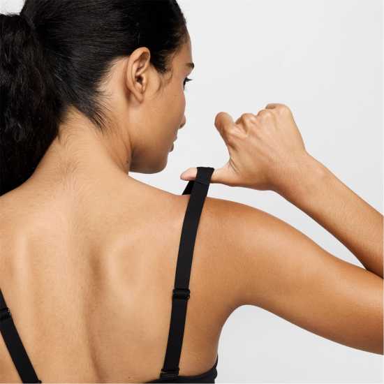 Nike Indy Plunge Bra Ld61 Black/White Nike Indy Plunge Bra Ld61 Black/White