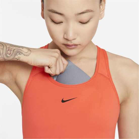 Nike Swoosh Women's Medium-Support 1-Piece Pad Sports Bra  Спортни сутиени