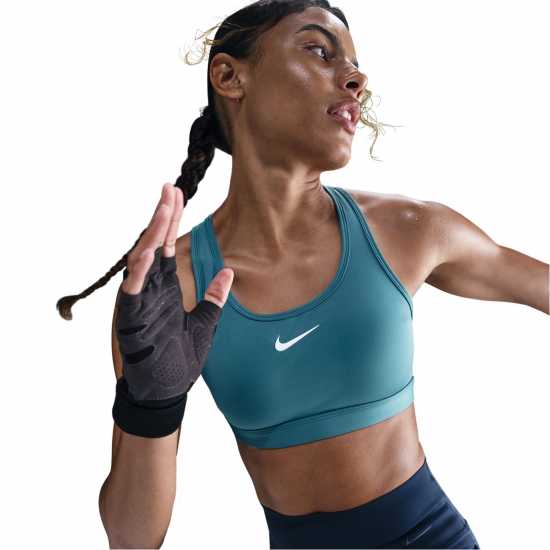 Nike Swoosh Women's Medium-Support 1-Piece Pad Sports Bra  Спортни сутиени