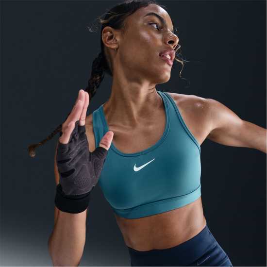 Nike Swoosh Women's Medium-Support 1-Piece Pad Sports Bra  Спортни сутиени