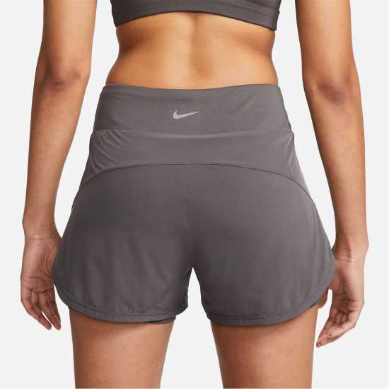 Nike Dri-Fit Bliss 2N1 Short Womens Medium Ash/ Reflective Silver - Дамски клинове за фитнес