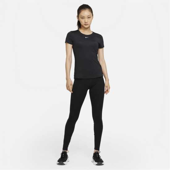 Nike Slim Fit Top Black Дамски тениски и фланелки