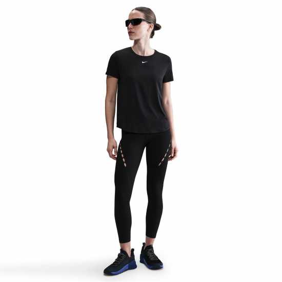 Nike Dri-Fit One Women's Standard Fit Short-Sleeve Top Черно Nike Dri-Fit One Women's Standard Fit Short-Sleeve Top Черно