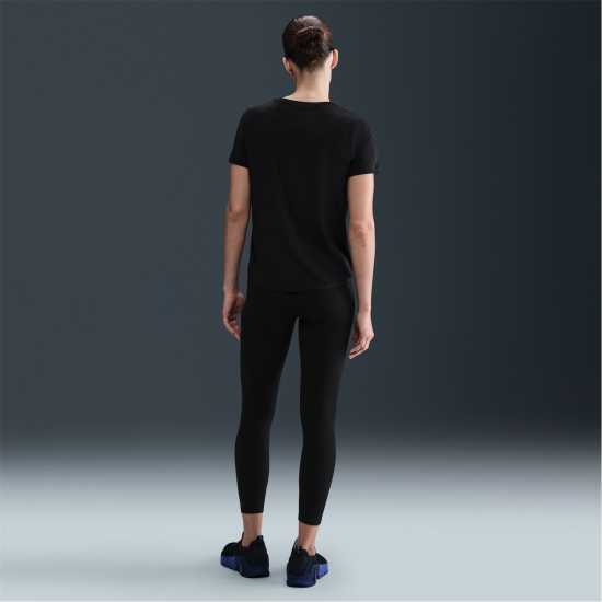 Nike Dri-Fit One Women's Standard Fit Short-Sleeve Top Черно Nike Dri-Fit One Women's Standard Fit Short-Sleeve Top Черно