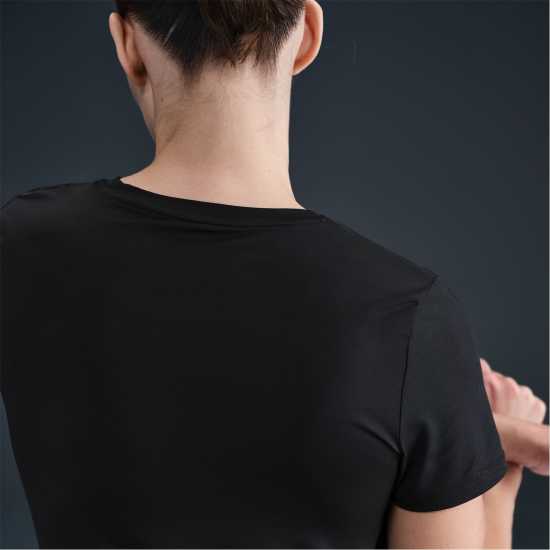 Nike Dri-Fit One Women's Standard Fit Short-Sleeve Top Черно Nike Dri-Fit One Women's Standard Fit Short-Sleeve Top Черно