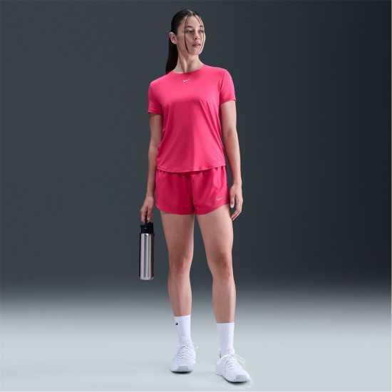 Nike Dri-Fit One Women's Standard Fit Short-Sleeve Top Ръсъм Роза Nike Dri-Fit One Women's Standard Fit Short-Sleeve Top Ръсъм Роза