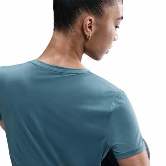 Nike Dri-Fit One Women's Standard Fit Short-Sleeve Top Димно синьо 