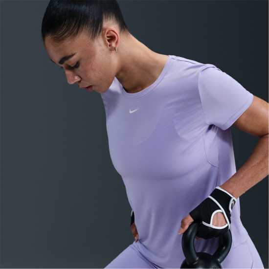 Nike Dri-Fit One Women's Standard Fit Short-Sleeve Top Сиренево 