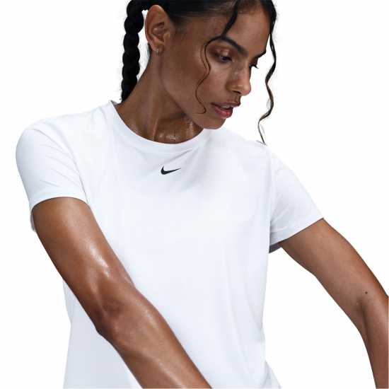 Nike Dri-Fit One Women's Standard Fit Short-Sleeve Top Бяло Nike Dri-Fit One Women's Standard Fit Short-Sleeve Top Бяло