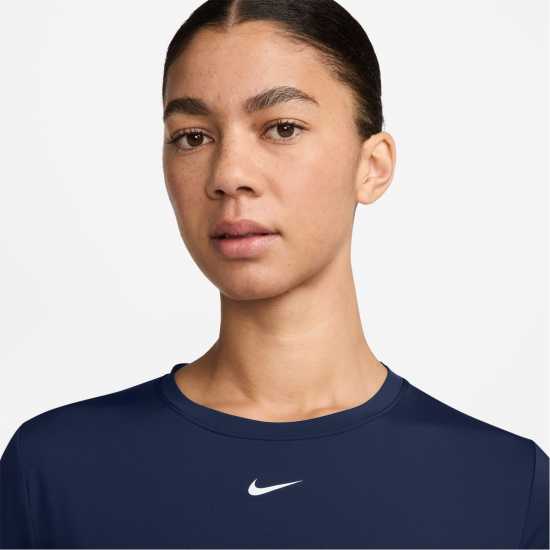 Nike Dri-Fit One Women's Standard Fit Short-Sleeve Top Nike Dri-Fit One Women's Standard Fit Short-Sleeve Top