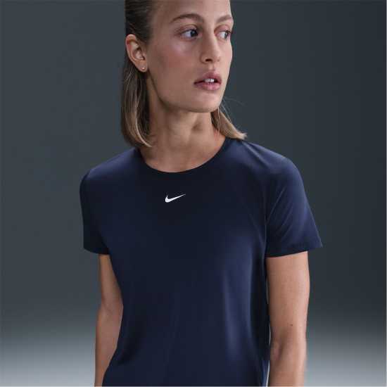 Nike Dri-Fit One Women's Standard Fit Short-Sleeve Top Nike Dri-Fit One Women's Standard Fit Short-Sleeve Top