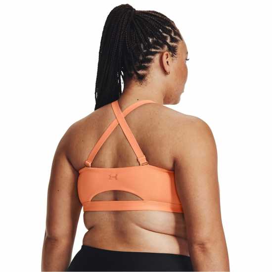 Спортни сутиени Under Armour Smartfoam Evolution Mid-Support Sports Bra Womens Under Armour Smartfoam Evolution Mid-Support Sports Bra Womens Спортни сутиени