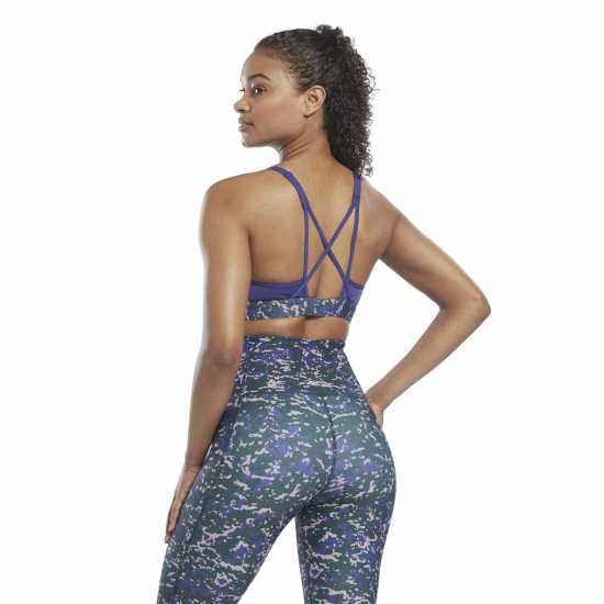 Спортни сутиени Reebok Дамски Спортен Сутиен С Тънки Презрамки Lux Speckle Modern Safari Strappy Bra Womens Medium Impact Sports Reebok Дамски Спортен Сутиен С Тънки Презрамки Lux Speckle Modern Safari Strappy Bra Womens Medium Impact Sports Спортни сутиени