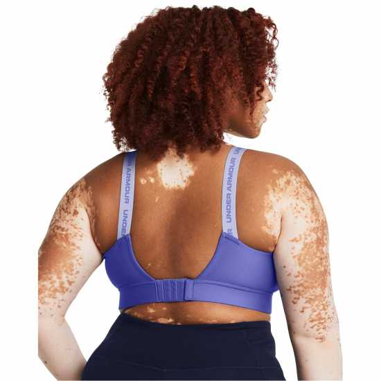 Under Armour Women's Infinity Medium Impact Sports Bra Звездна светлина 