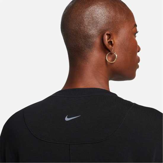 Дамски дрехи за фитнес Nike One Relaxed Women's Short-Sleeve Top Nike One Relaxed Women's Short-Sleeve Top Дамски дрехи за фитнес