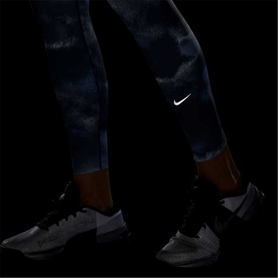 Дамски клинове за фитнес Nike One High-Rise Tights Womens АОП Морско синьо Nike One High-Rise Tights Womens АОП Морско синьо Дамски клинове за фитнес