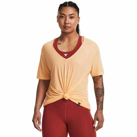 Дамски дрехи за бягане Under Armour Armour Pjt Rck Completer Deep V T Gym Top Womens Yellow Under Armour Armour Pjt Rck Completer Deep V T Gym Top Womens Yellow Дамски дрехи за бягане
