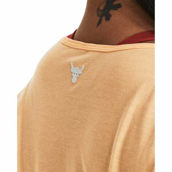 Дамски дрехи за бягане Under Armour Armour Pjt Rck Completer Deep V T Gym Top Womens Yellow Under Armour Armour Pjt Rck Completer Deep V T Gym Top Womens Yellow Дамски дрехи за бягане