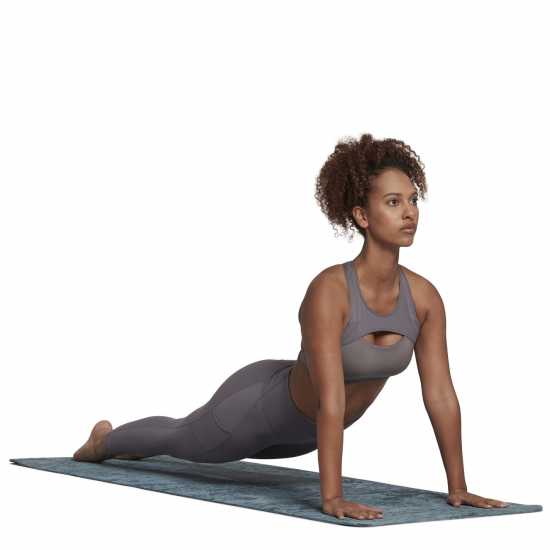 Спортни сутиени Adidas Coreflow Studio Medium-Support Yoga Wind Bra Womens Adidas Coreflow Studio Medium-Support Yoga Wind Bra Womens Спортни сутиени