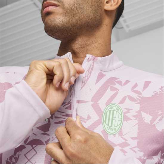 Мъжки горнища с цип Puma Ac Milan Quarter Zip Pre Match Top 2024 2025 Adults Puma Ac Milan Quarter Zip Pre Match Top 2024 2025 Adults Мъжки горнища с цип