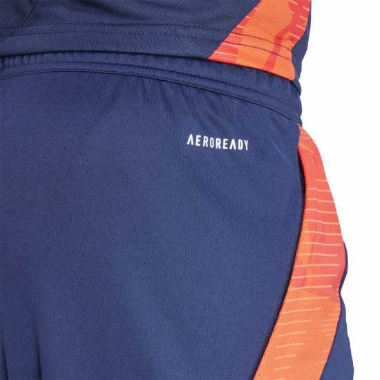 Футболни тренировъчни долнища Adidas Дамски Къси Шорти За Тренировка Manchester United Training Shorts 2024 2025 Adults Adidas Дамски Къси Шорти За Тренировка Manchester United Training Shorts 2024 2025 Adults Футболни тренировъчни долнища