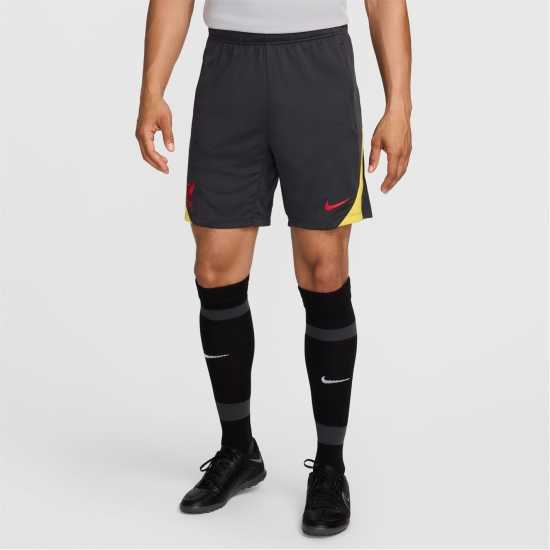 Футболни тренировъчни долнища Nike Liverpool Strike Third Shorts 2024 2025 Adults Nike Liverpool Strike Third Shorts 2024 2025 Adults Футболни тренировъчни долнища