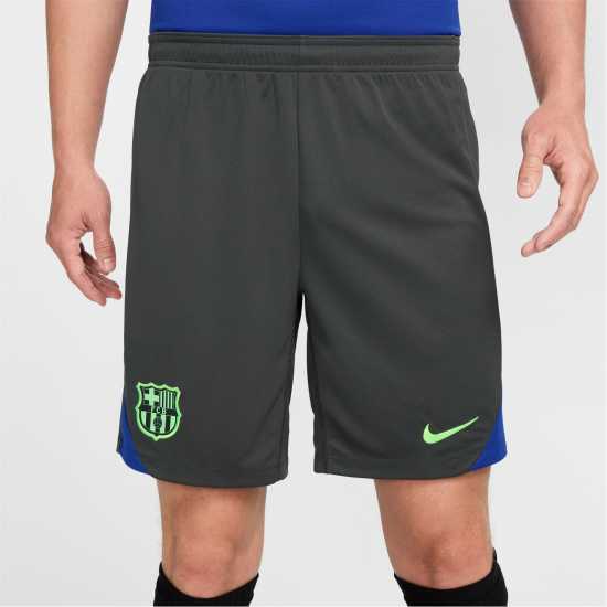 Футболни тренировъчни долнища Nike Barcelona Strike Third Shorts Adults Nike Barcelona Strike Third Shorts Adults Футболни тренировъчни долнища