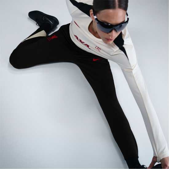 Nike Liverpool Strike Tracksuit Bottoms 2025 2026 Womens  Футболни екипи за бягане