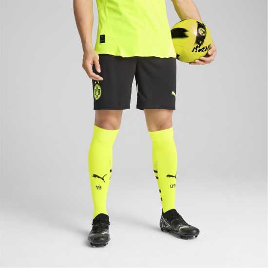 Футболни тренировъчни долнища Puma Borussia Dortmund Home Shorts 2024 2025 Adults Puma Borussia Dortmund Home Shorts 2024 2025 Adults Футболни тренировъчни долнища