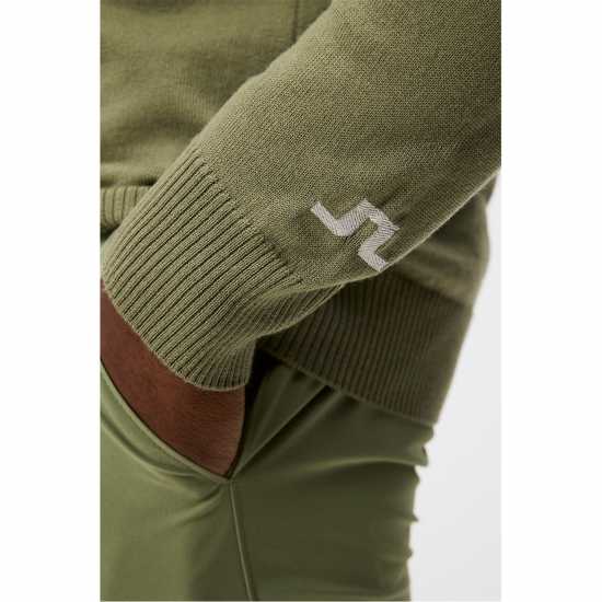 Дрехи за голф J Lindeberg Golf Lym Kn Swtr Sn99 Маслено зелено J Lindeberg Golf Lym Kn Swtr Sn99 Маслено зелено Дрехи за голф