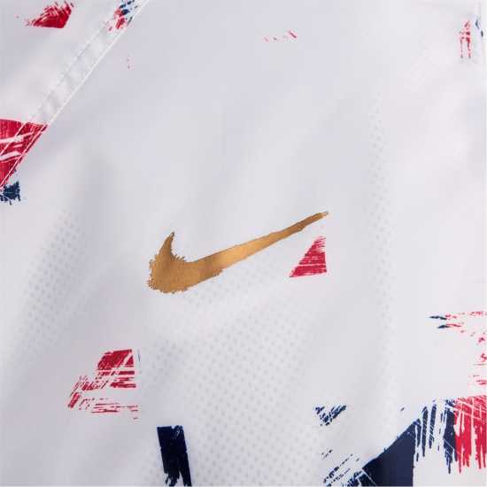 Футболни тренировъчни якета Nike Анорак Paris Saint Germain Anorak Jacket Adults Nike Анорак Paris Saint Germain Anorak Jacket Adults Футболни тренировъчни якета