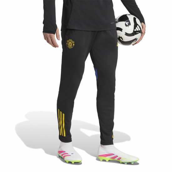 Adidas Manchester United Cup Training Tracksuit Bottoms 2025 2026 Adults  Футболни екипи за бягане